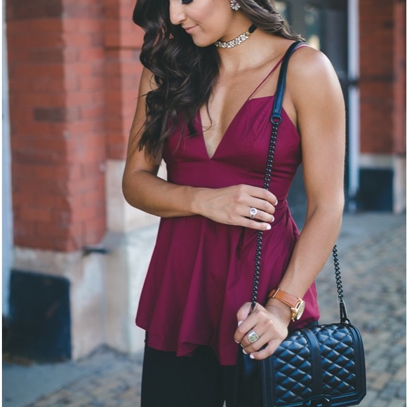 Kendall & Kylie Tops - Kendall and Kylie plunging peplum top!